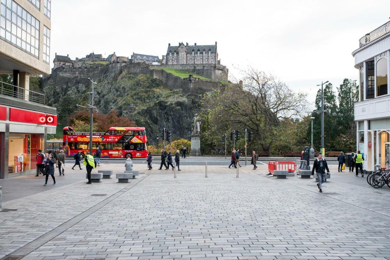 Beautiful City Centre Apartment - Holyrood Park Edinburgh Exterior photo